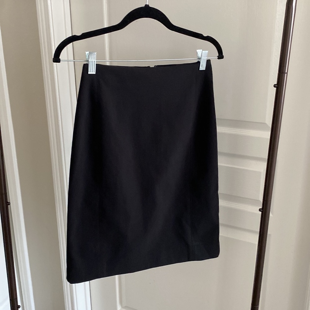 MM Lafleur Black Pencil Skirt Size 2